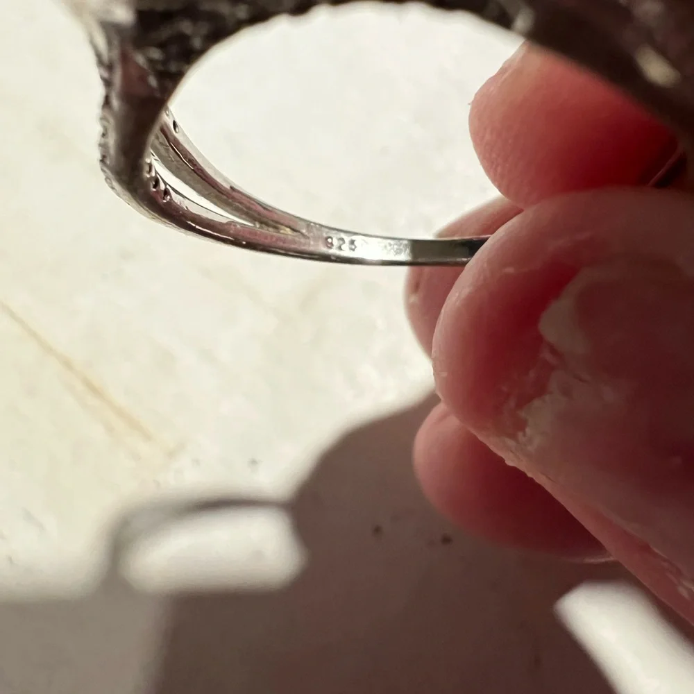 Twisted Pavé Sterling Silver Ring 💍 - Picture 5 of 7